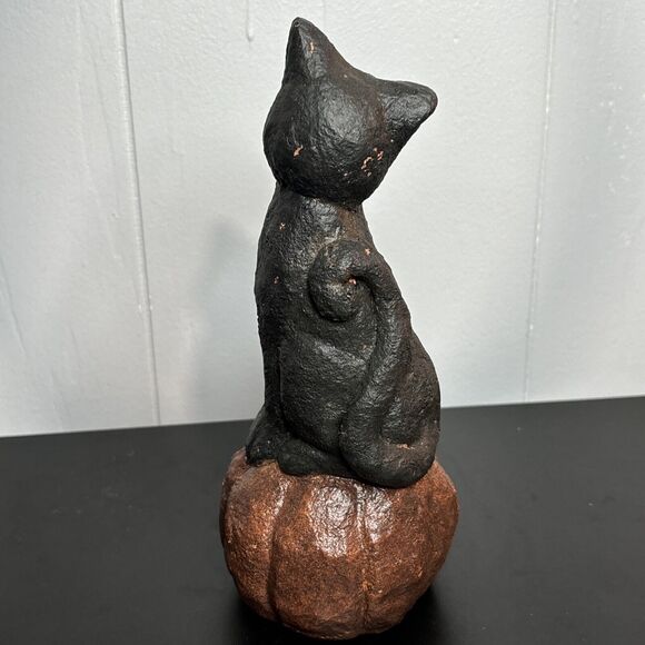 Primitive Black Cat Smiley Whiskers Sculpture w/ Pumpkin Paper Mache Figure - Picture 3 of 9